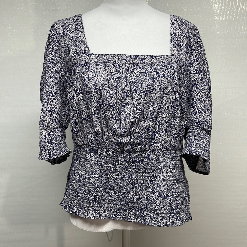 Fitted blouse